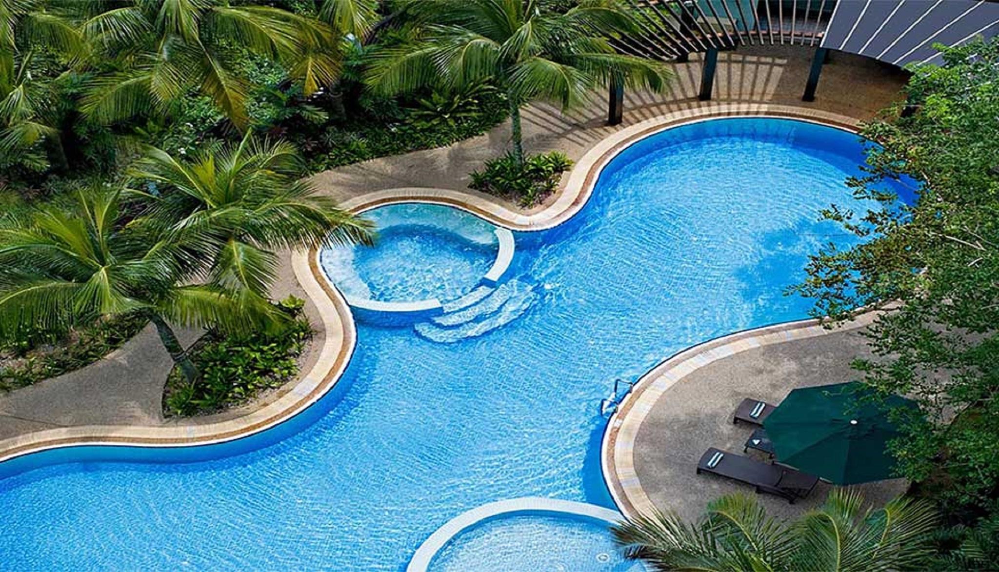 吉隆坡颐思殿酒店 八打灵再也 外观 照片 Swimming pool