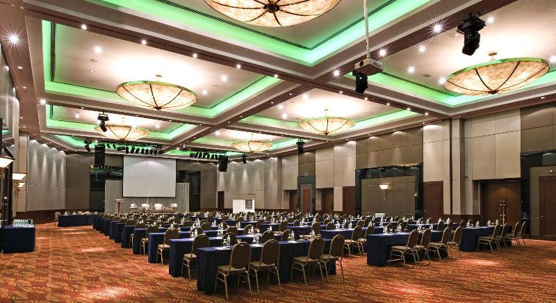 吉隆坡颐思殿酒店 八打灵再也 外观 照片 A conference room